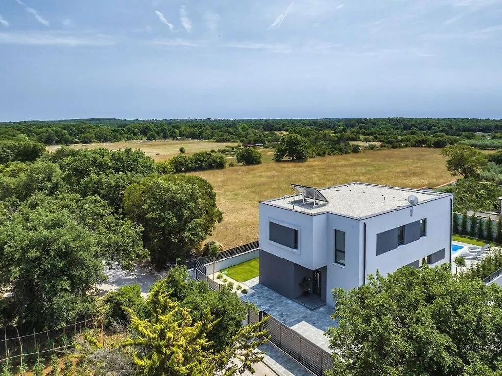 Villa Tika Comfortable Holiday Residence Pula