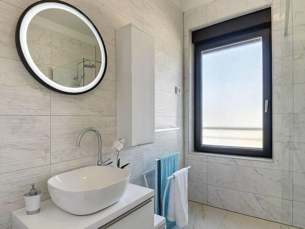 Villa Tika Comfortable Holiday Residence Pula